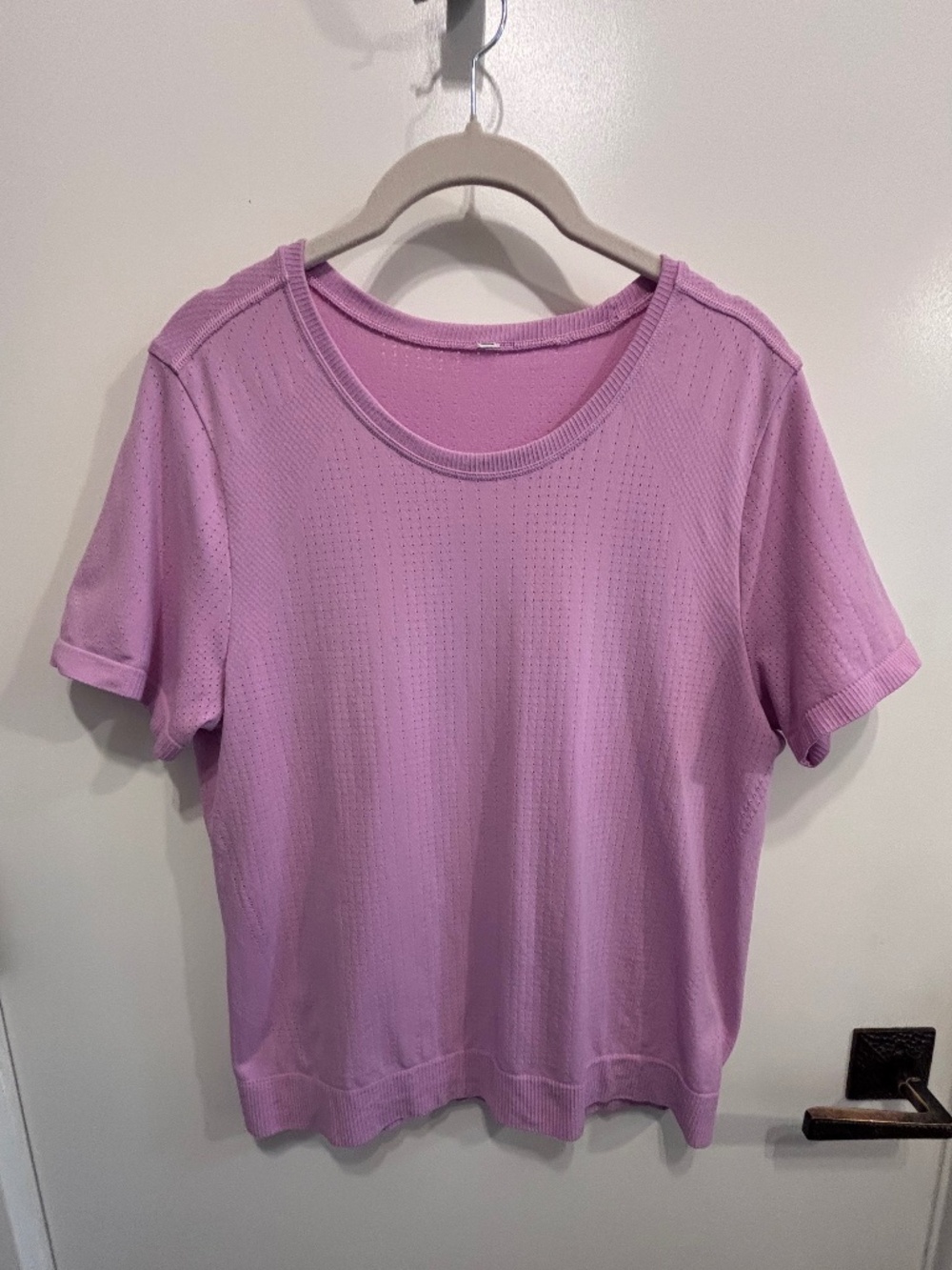 Athleta Women’s In Motion Seamless Relaxed Tee-Size Small